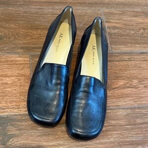 Anne Klein Elegant Black Flats